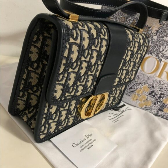 Ladies 30 Montaigne Bag - Picture 5 of 7